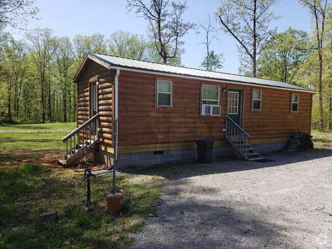 Building Photo - Cozy 1-Bedroom Cabin for Rent on a 4-Acre ... Rental