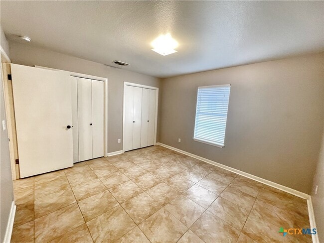 Photo - 1768 Kuehler Ave