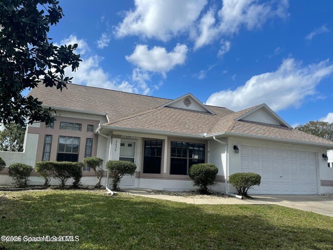 Building Photo - 3634 Heron Dr