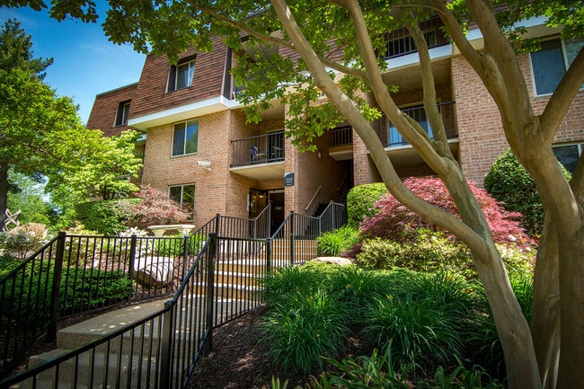 Oakton Park Apartments Exterior del edificio 4 - Oakton Park Apartments