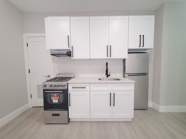 55 Lincoln St 303