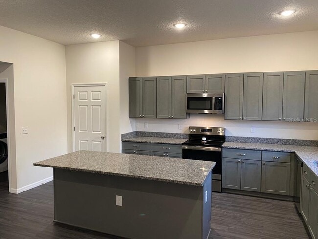 Photo - 945 Luna Terrace