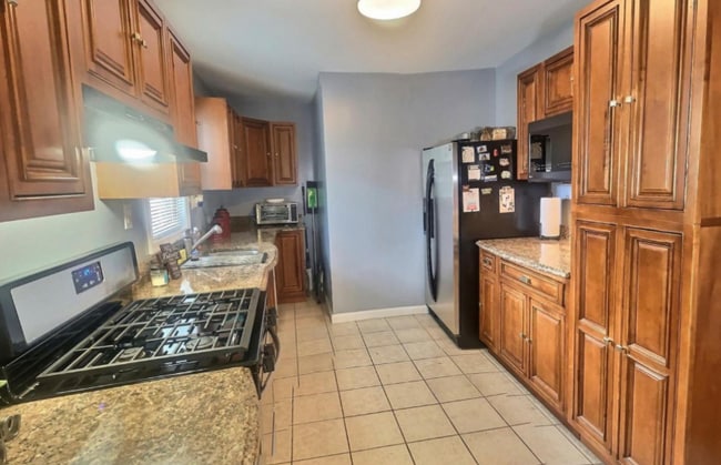 Photo - 1 Doewood Ln