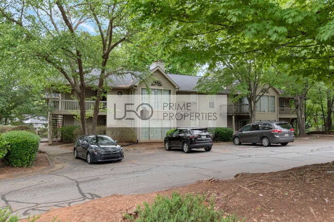 Building Photo - 1350 Brockett Pl