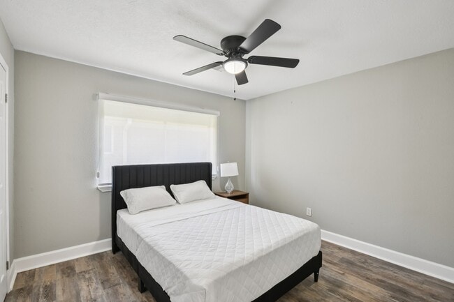 Photo - 15642 Pagehurst Dr