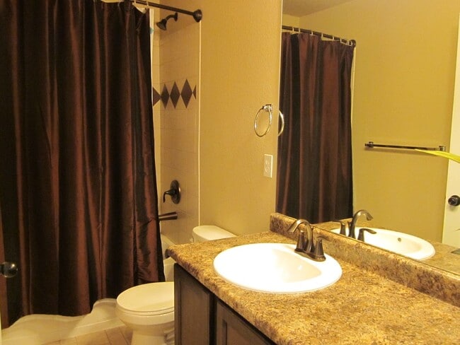 5417 Smokey Heights