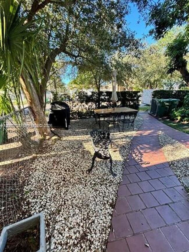 Photo - 685 SW 19th Rd Unit 685 SW 19th Rd #  A