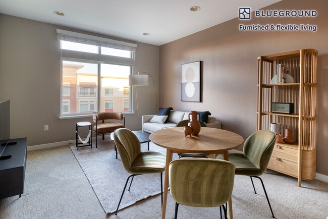 Photo - 5211 DeMarcus Blvd Unidad FL5-ID1460