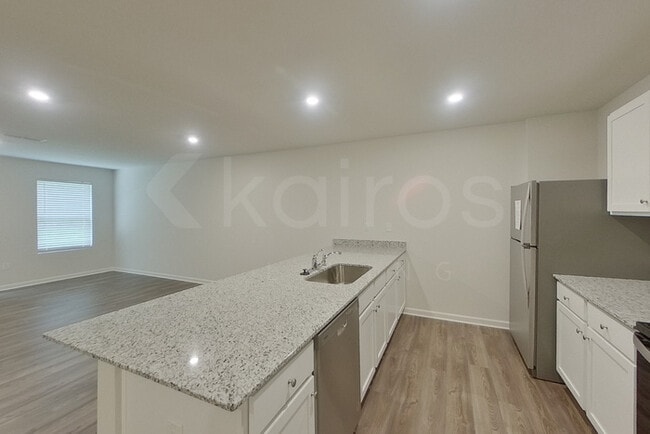 Photo - 332 Ironwood Ct