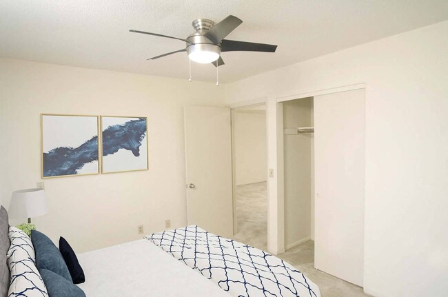 Dormitorio - Varsity Square