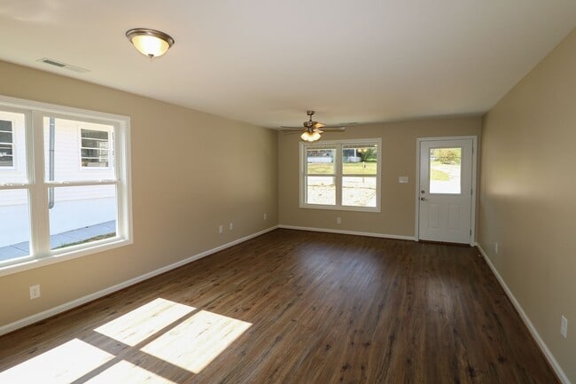 Photo - 3239 6th Ave N