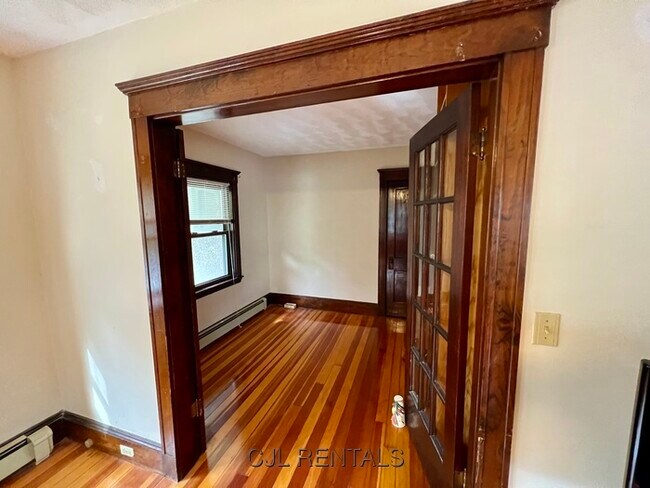 Photo - 40 Copley St