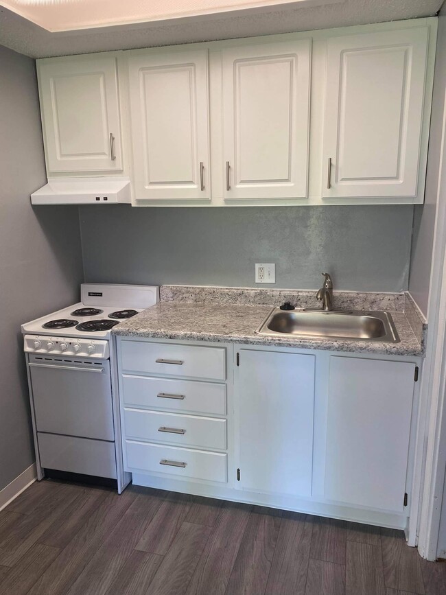 Studio Kitchen