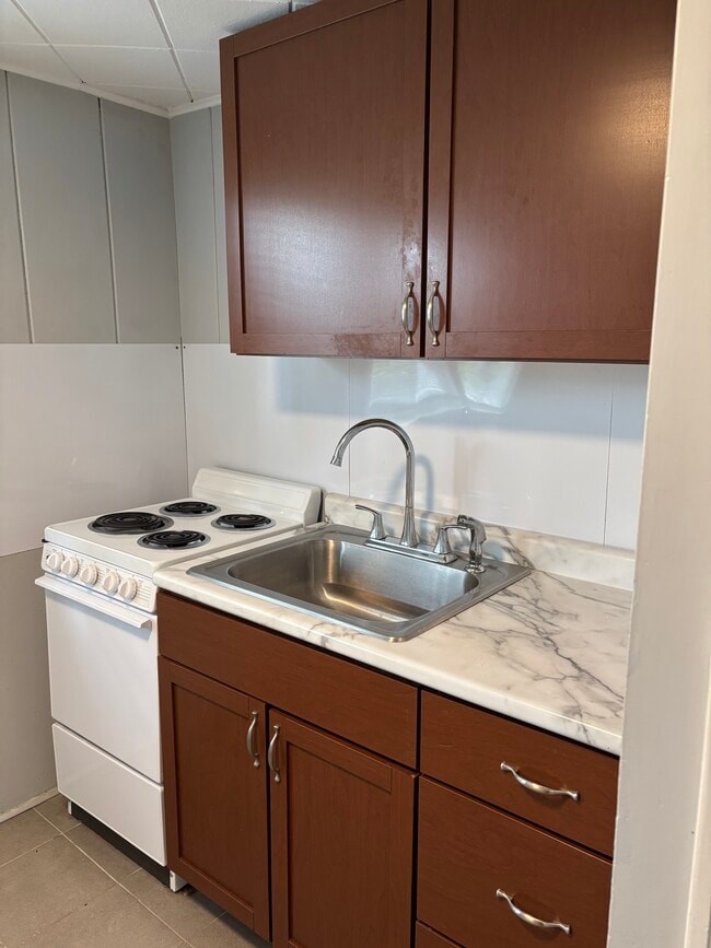 Photo - 210 1/2 Belden St Unidad BBC Rentals