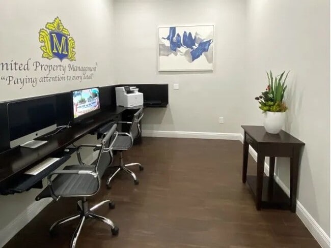 Photo - 17300 NW 68th Ave