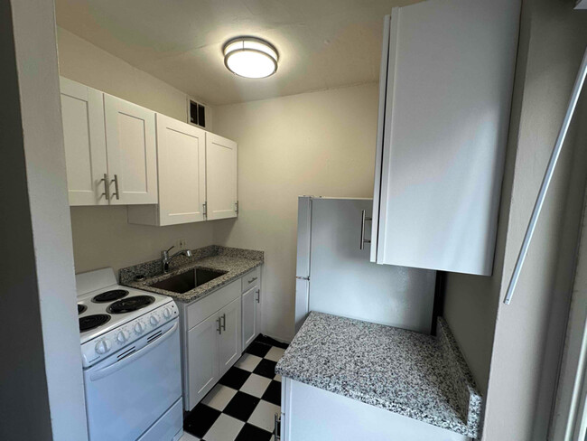 Photo - 1653 N Prospect Ave Apartment Unit 420