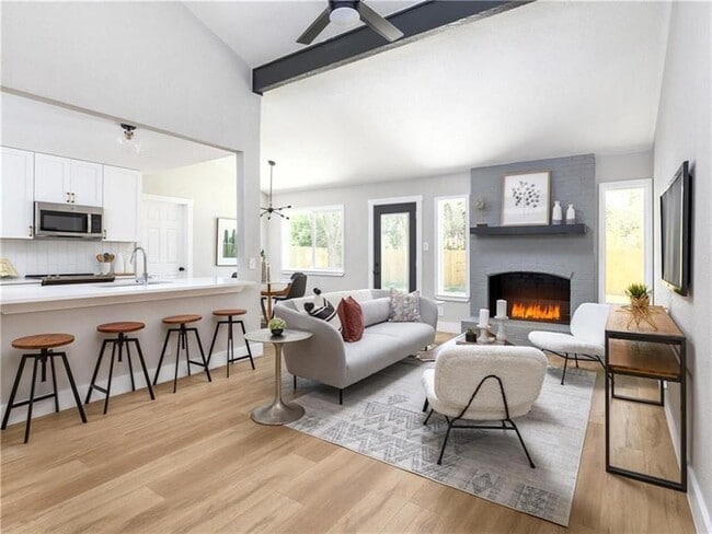 Building Photo - 1606 Colony Creek Dr