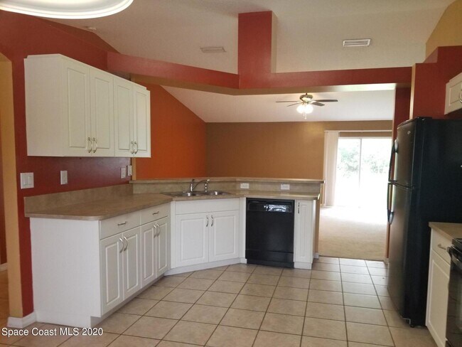 Photo - 1579 Wichita Blvd SE