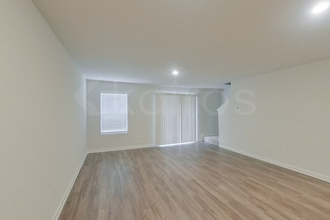 Photo - 346 Ironwood Ct