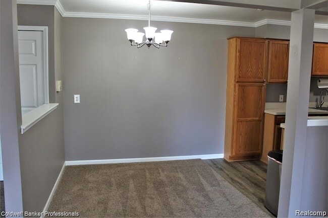 Photo - 2025 E Franklin Dr Unidad 50