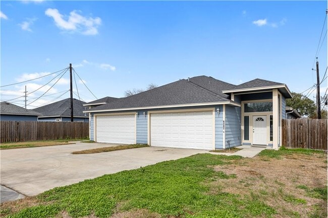 Building Photo - 6402 Williams Dr Rental