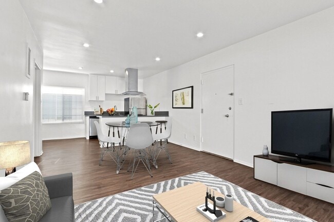 Photo - 1801 Federal