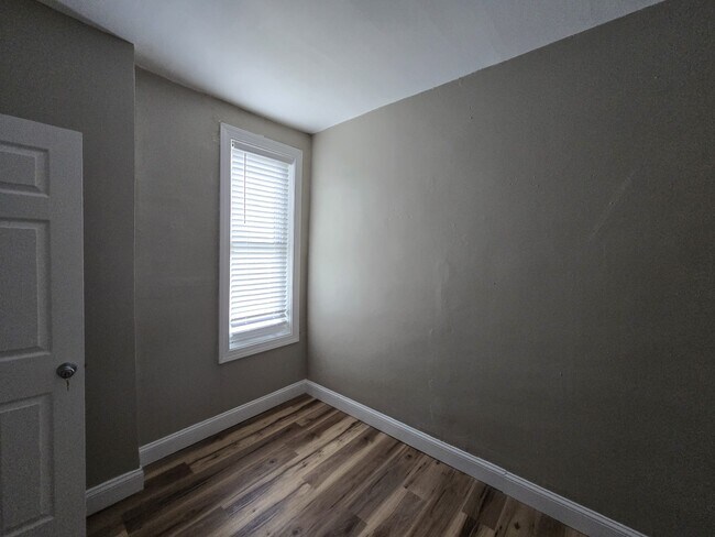 Photo - 3953 Wyalusing Ave