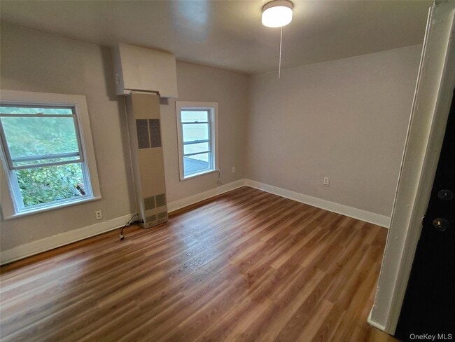 Photo - 87 W Pierpont St Unit 4