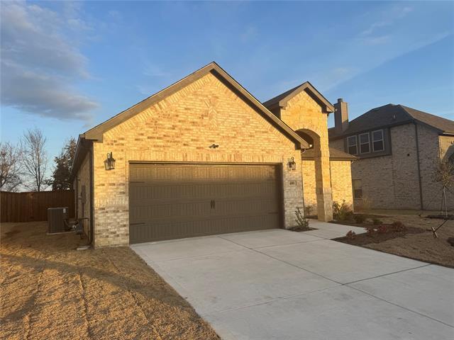 400 Stone Holw Dr