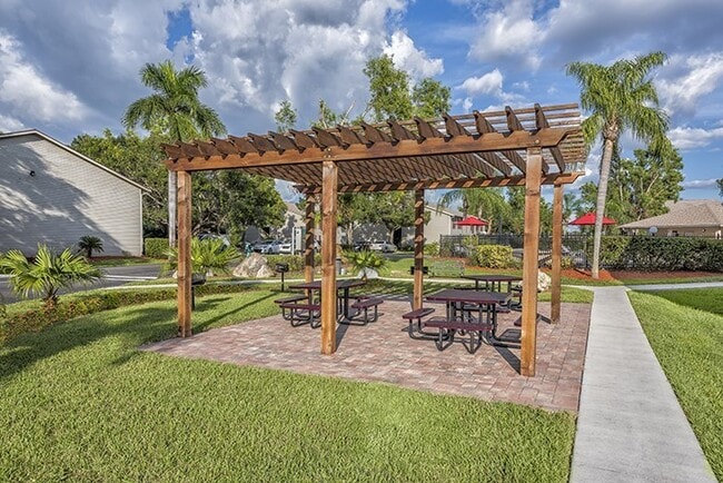 Photo - Seville Apartments