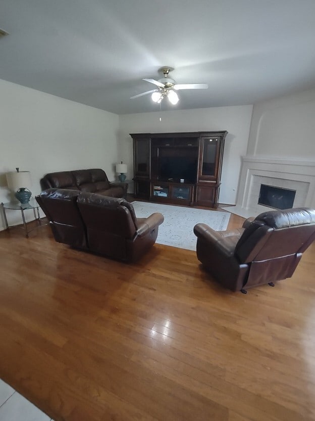 Photo - 3810 Buckley Ln