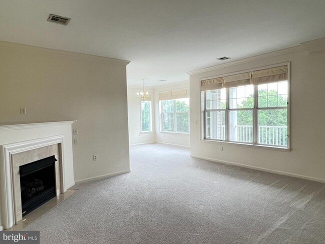 Photo - 232 Masterson Ct