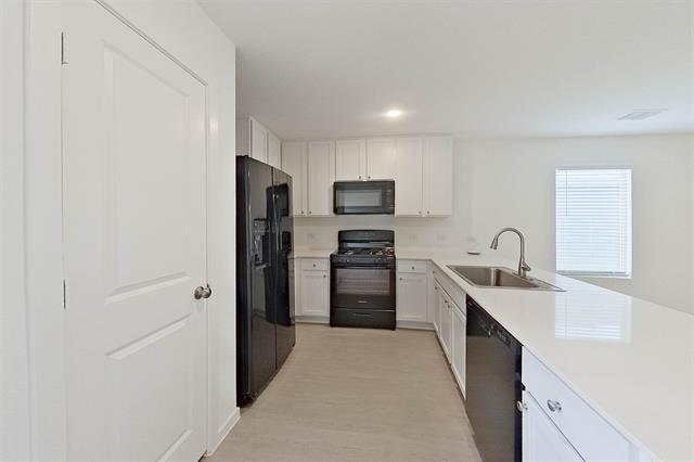 Photo - 843 Ponderosa Ln