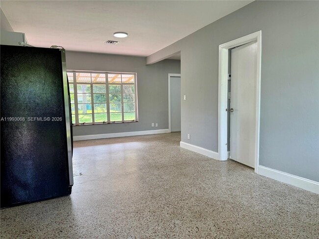 Photo - 11121 NE 9th Ct Unit 2