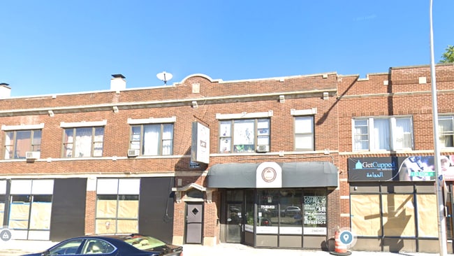 Building Photo - 4393 N Elston Ave Unit 5