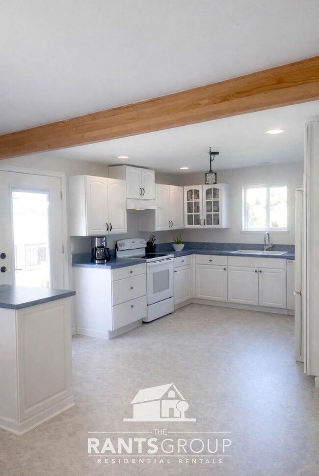 Photo - One-of-a-kind 3-Bedroom Rambler Located in Lacey’s Historical District!