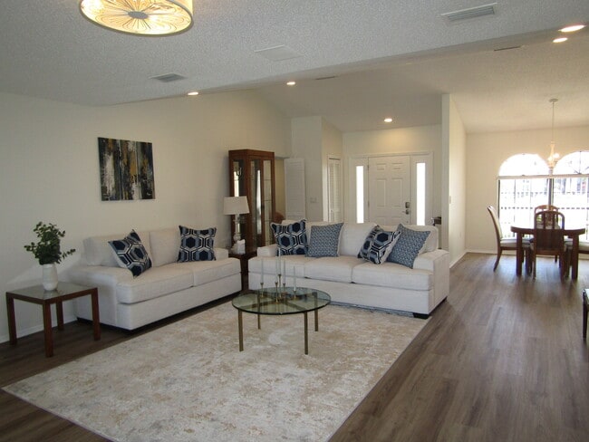 Photo - 1739 Waxwing Cir