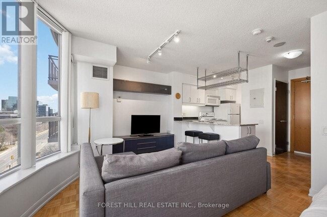 Photo - 33 Sheppard Ave E Unité 909