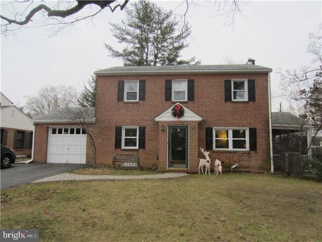 Building Photo - 16 Windsor Rd Rental