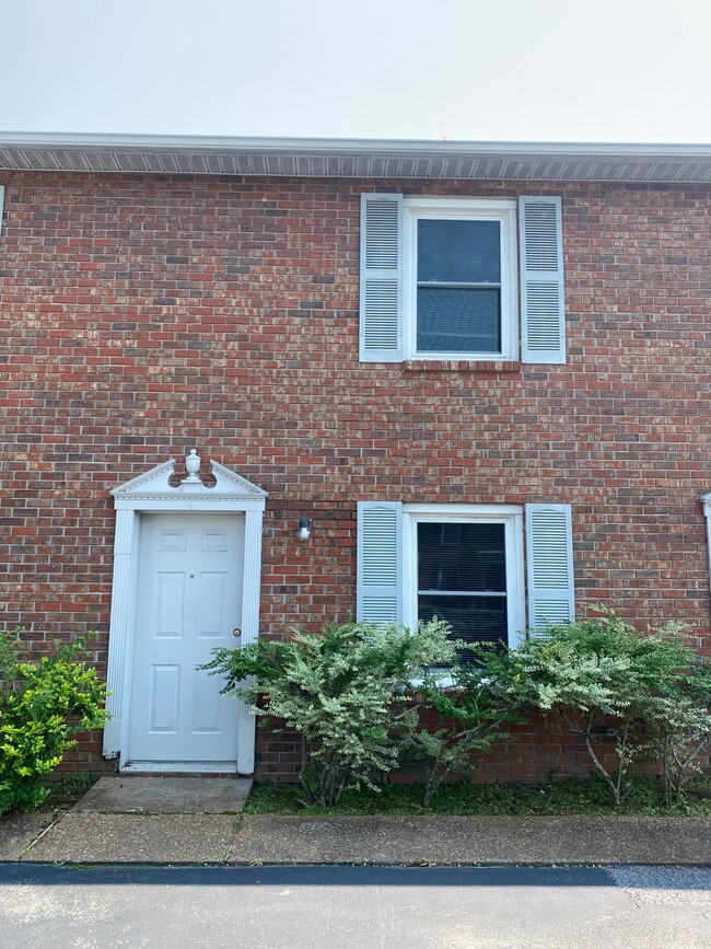 Building Photo - 341 N Walnut Ave Unit 4 Rental