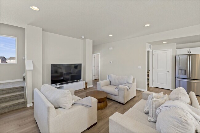 Photo - 7430 Alatna Pl