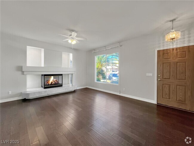 Building Photo - 595 Campus Oaks Ct Rental