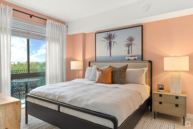 2BR, 2BA - 1,033SF - Bedroom