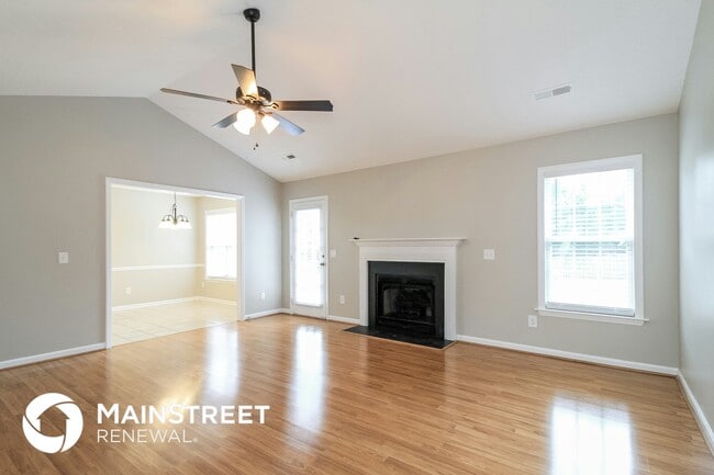 Photo - 620 Wallridge Dr