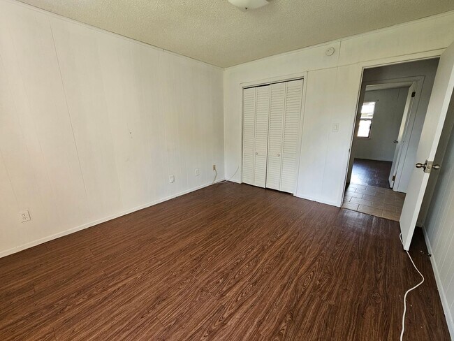 Photo - 415 Station Crossing Dr Unit A