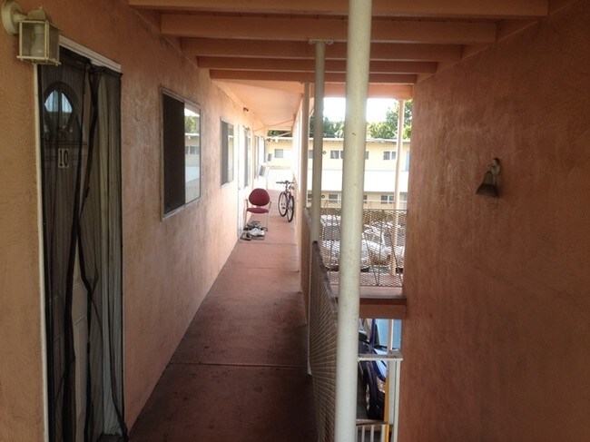 Photo - 35-39 Estabrook St