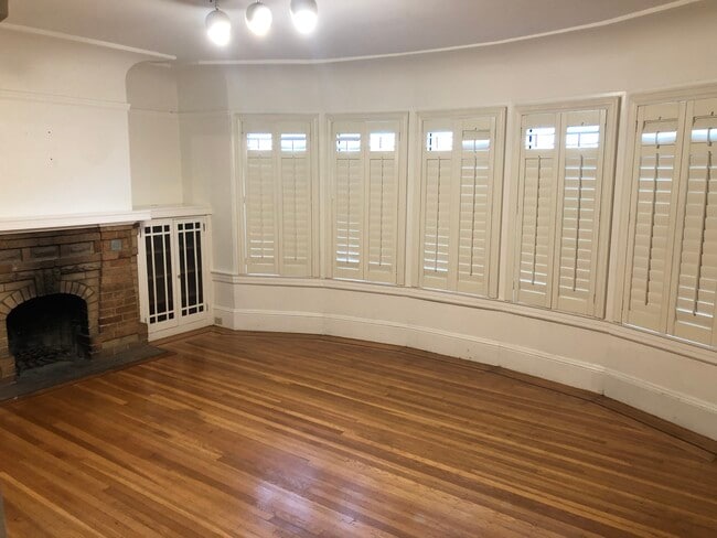 Photo - 1877 19th Ave Apartamentos Unidad Top Floor