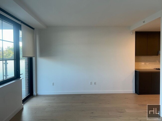 Building Photo - NORTHERN BOULEVARD Rental