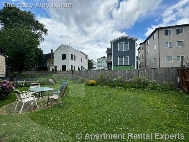Photo - 11 Concord Ave Unit #2
