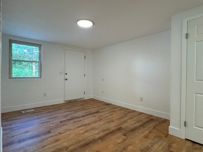 Photo - 223 Evergreen Ave